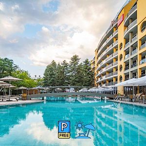 HVD Viva Club – Maximum All Inclusive&Beach Snack Bar